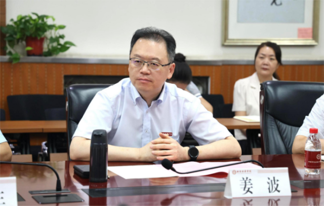 陕西省决策咨询委员会专家研究基地落户米兰网页版,米兰(中国)_fororder_图片2 陕西省决策咨询委员会专家研究基地落户米兰网页版,米兰(中国)_fororder_图片2