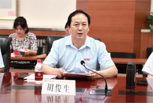 陕西省决策咨询委员会专家研究基地落户米兰网页版,米兰(中国)_fororder_图片3 陕西省决策咨询委员会专家研究基地落户米兰网页版,米兰(中国)_fororder_图片3